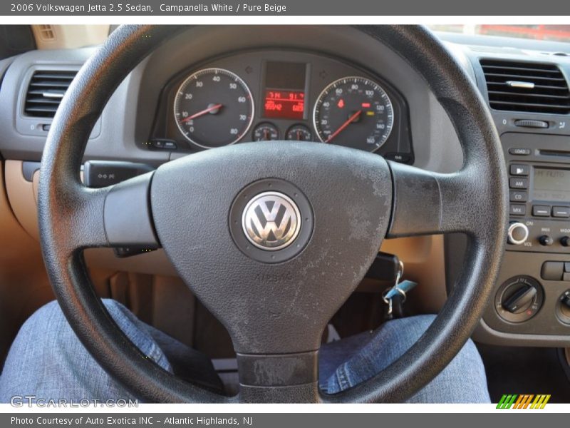 Campanella White / Pure Beige 2006 Volkswagen Jetta 2.5 Sedan