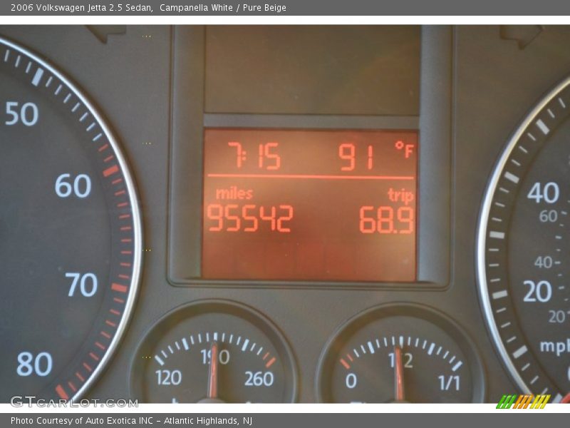Campanella White / Pure Beige 2006 Volkswagen Jetta 2.5 Sedan