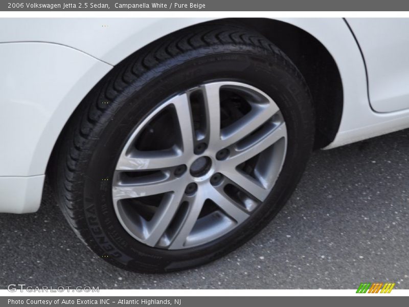 Campanella White / Pure Beige 2006 Volkswagen Jetta 2.5 Sedan
