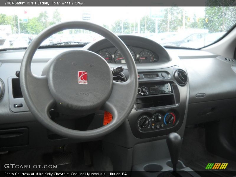 Dashboard of 2004 ION 1 Sedan