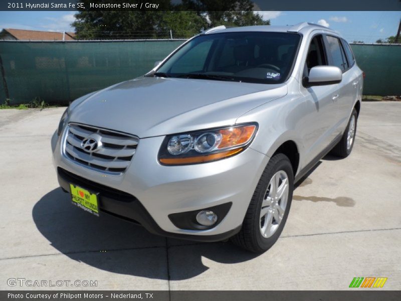 Moonstone Silver / Gray 2011 Hyundai Santa Fe SE