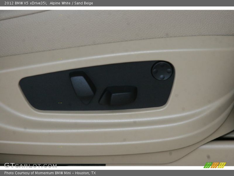 Alpine White / Sand Beige 2012 BMW X5 xDrive35i