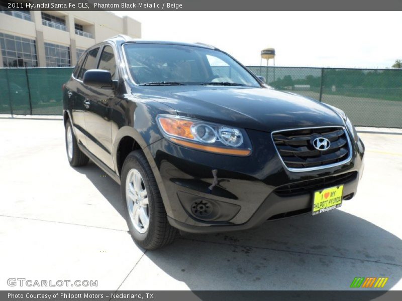 Phantom Black Metallic / Beige 2011 Hyundai Santa Fe GLS