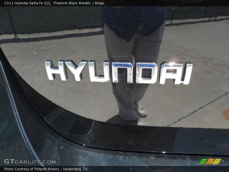  2011 Santa Fe GLS Logo