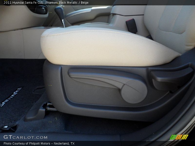 Phantom Black Metallic / Beige 2011 Hyundai Santa Fe GLS