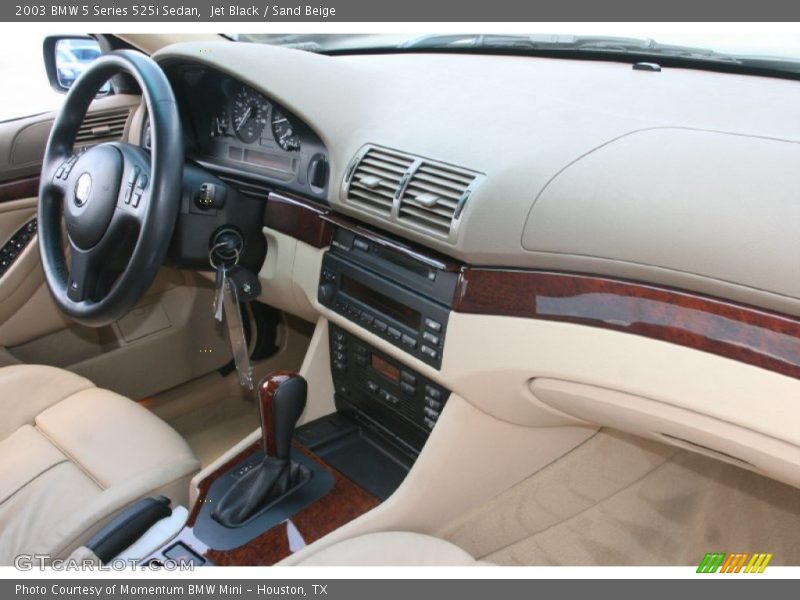 Jet Black / Sand Beige 2003 BMW 5 Series 525i Sedan