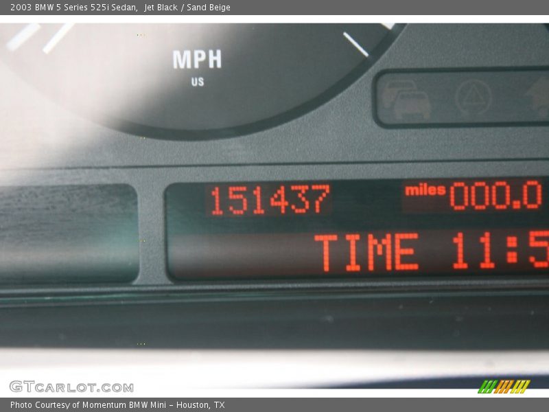 Jet Black / Sand Beige 2003 BMW 5 Series 525i Sedan