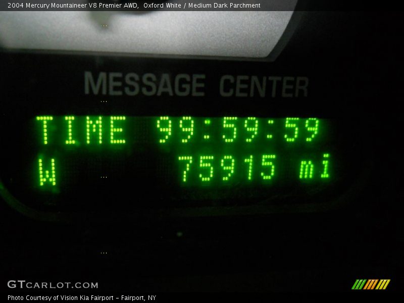 Oxford White / Medium Dark Parchment 2004 Mercury Mountaineer V8 Premier AWD