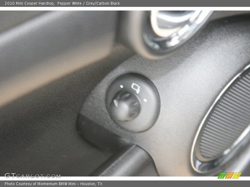 Pepper White / Grey/Carbon Black 2010 Mini Cooper Hardtop