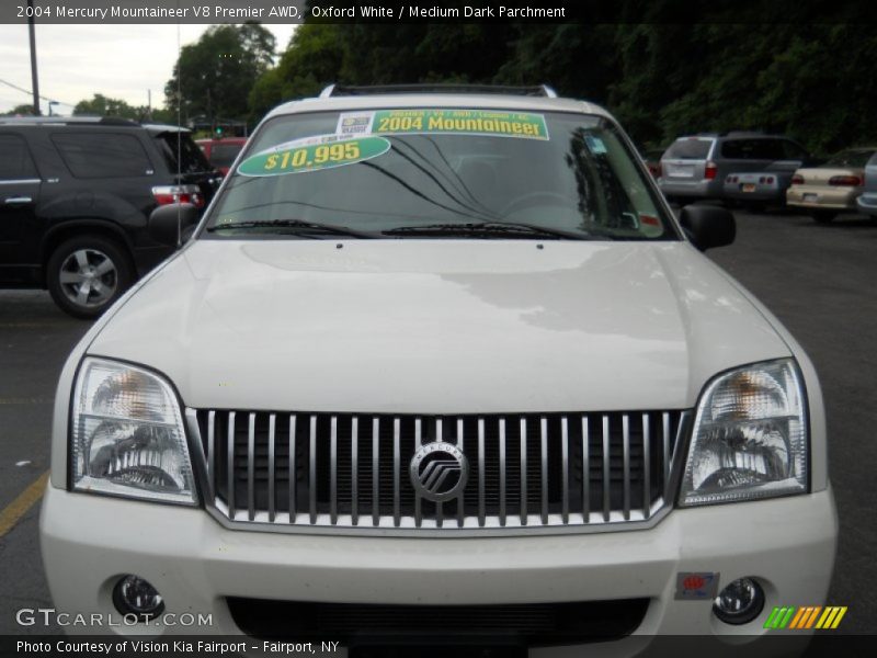 Oxford White / Medium Dark Parchment 2004 Mercury Mountaineer V8 Premier AWD