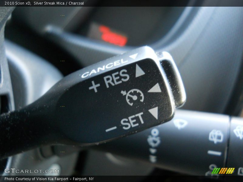 Silver Streak Mica / Charcoal 2010 Scion xD