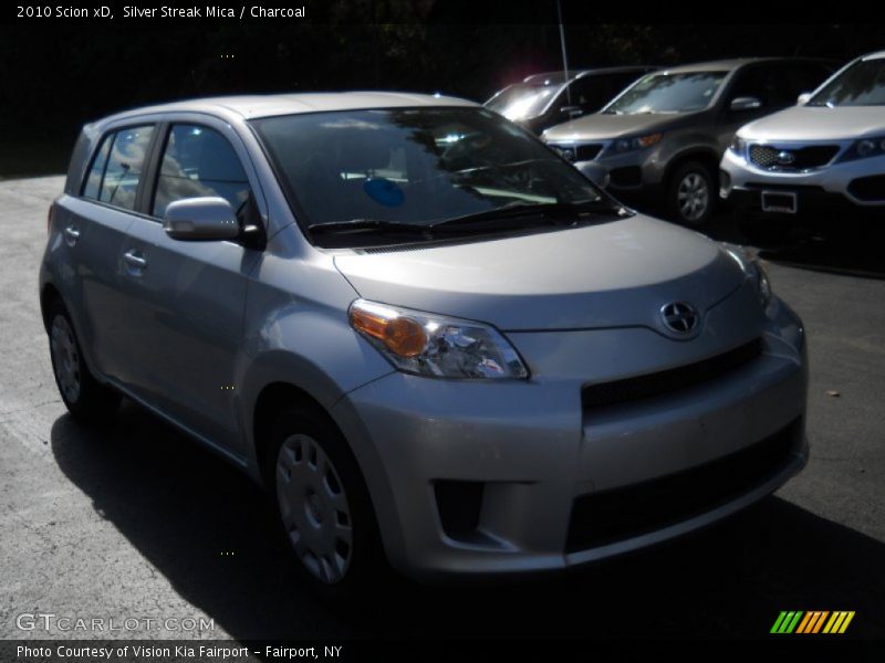 Silver Streak Mica / Charcoal 2010 Scion xD