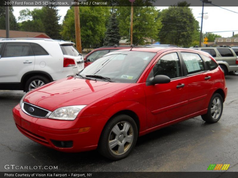Infra-Red / Charcoal 2007 Ford Focus ZX5 SES Hatchback
