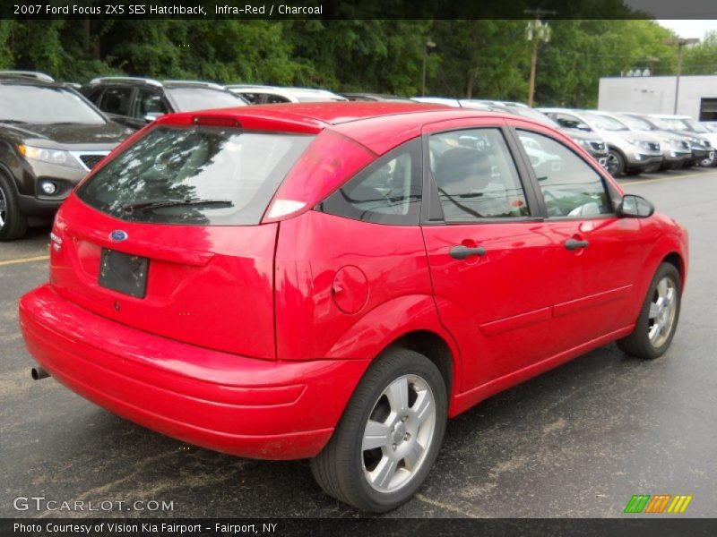 Infra-Red / Charcoal 2007 Ford Focus ZX5 SES Hatchback