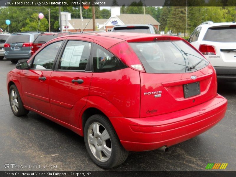 Infra-Red / Charcoal 2007 Ford Focus ZX5 SES Hatchback