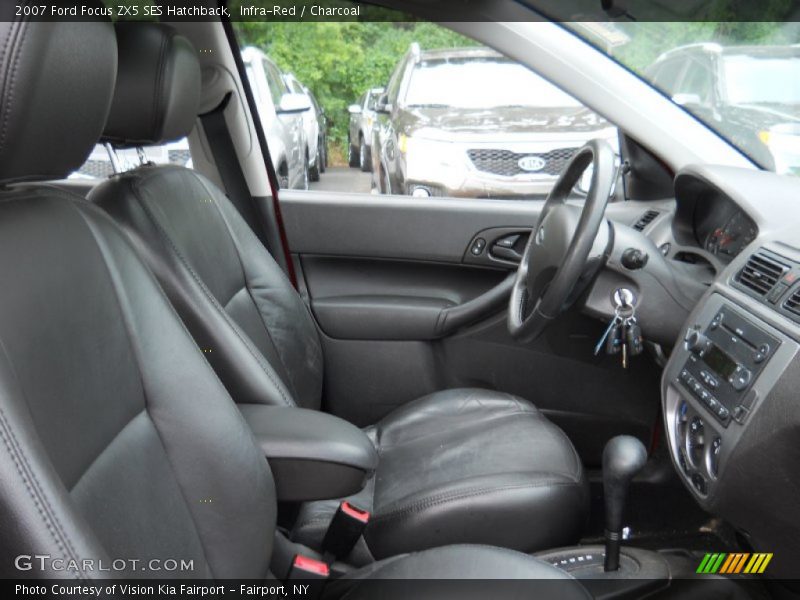 Infra-Red / Charcoal 2007 Ford Focus ZX5 SES Hatchback