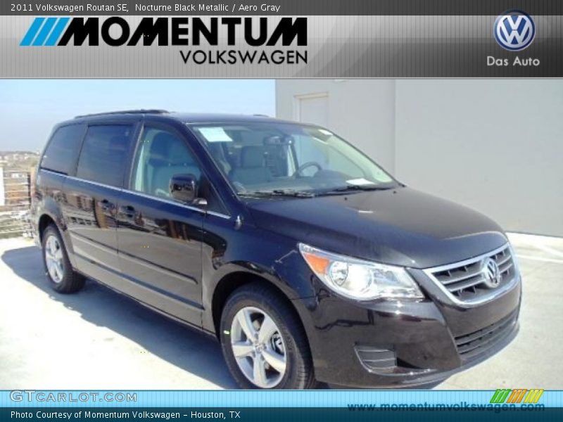 Nocturne Black Metallic / Aero Gray 2011 Volkswagen Routan SE