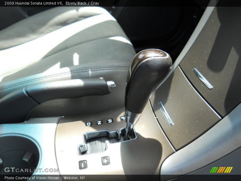 Ebony Black / Gray 2009 Hyundai Sonata Limited V6
