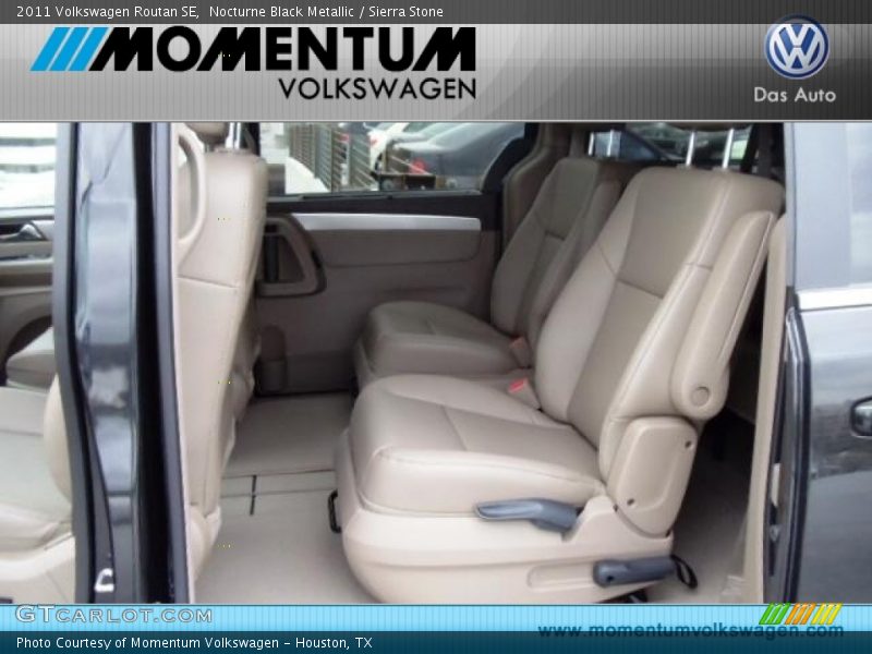 Nocturne Black Metallic / Sierra Stone 2011 Volkswagen Routan SE