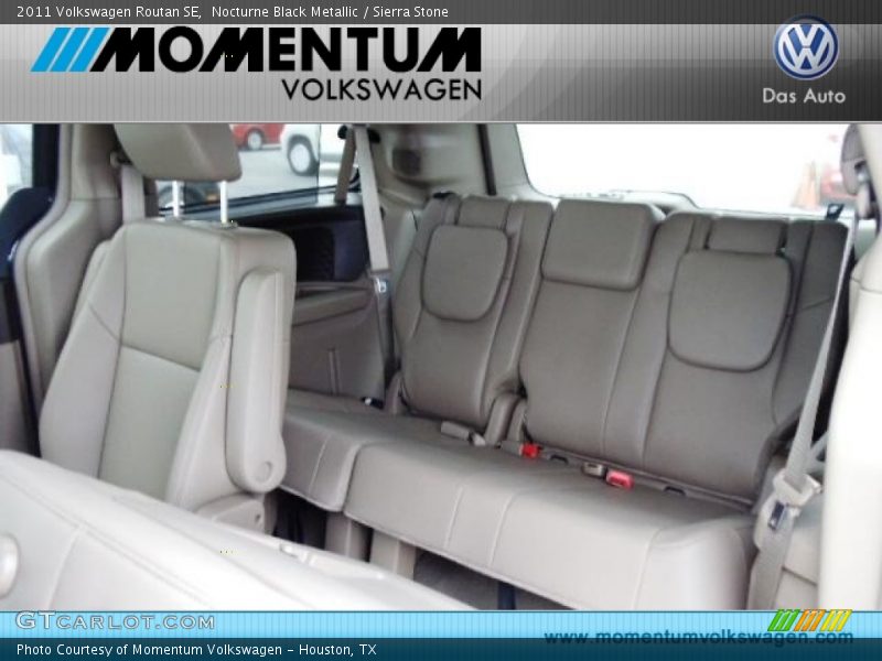 Nocturne Black Metallic / Sierra Stone 2011 Volkswagen Routan SE
