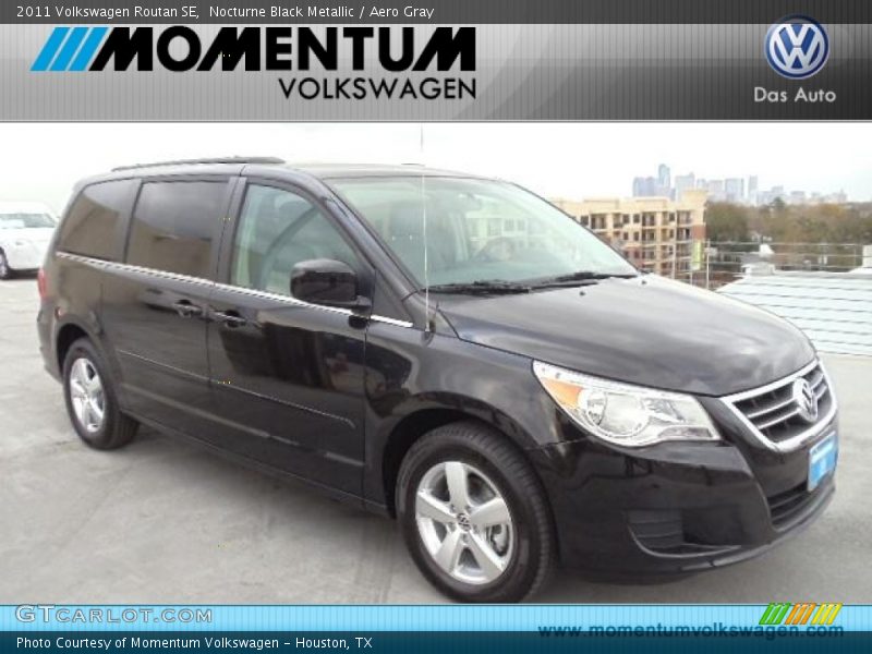 Nocturne Black Metallic / Aero Gray 2011 Volkswagen Routan SE