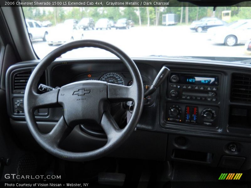Graystone Metallic / Dark Charcoal 2006 Chevrolet Silverado 1500 LS Extended Cab 4x4