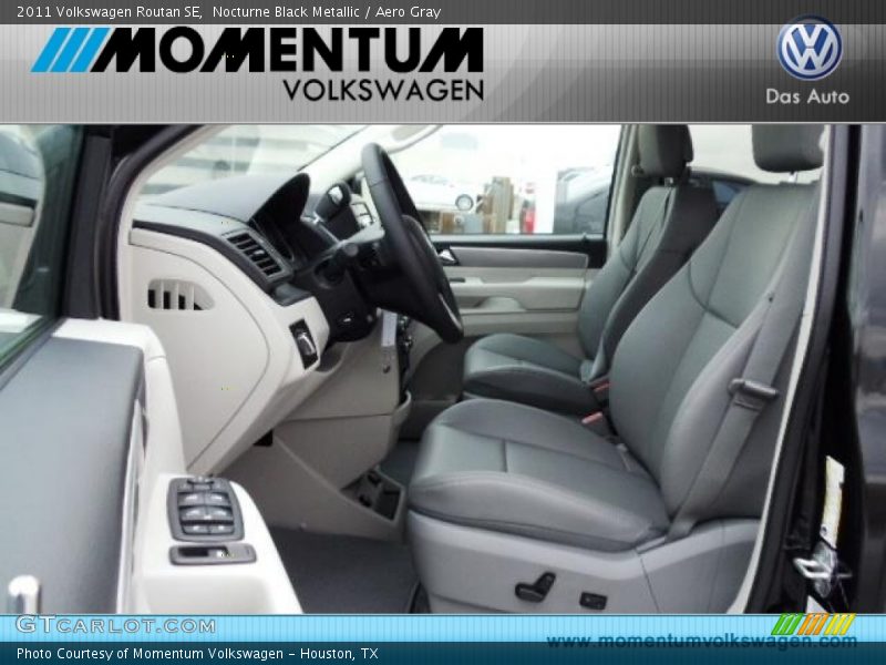 Nocturne Black Metallic / Aero Gray 2011 Volkswagen Routan SE