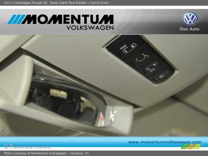 Deep Claret Red Metallic / Sierra Stone 2011 Volkswagen Routan SE