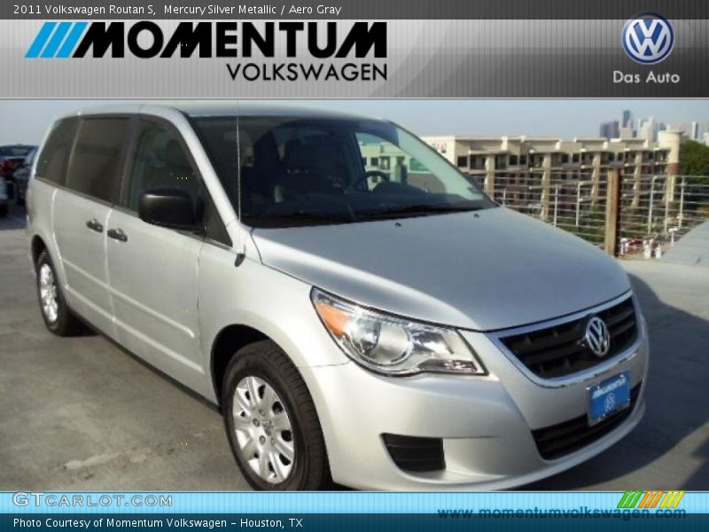 Mercury Silver Metallic / Aero Gray 2011 Volkswagen Routan S