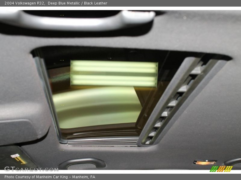 Deep Blue Metallic / Black Leather 2004 Volkswagen R32