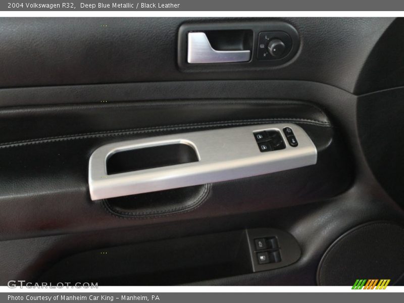 Deep Blue Metallic / Black Leather 2004 Volkswagen R32
