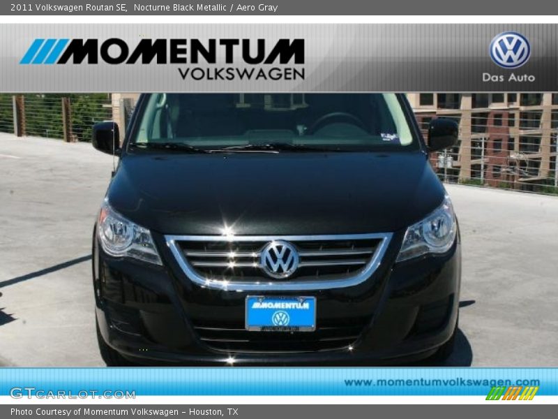 Nocturne Black Metallic / Aero Gray 2011 Volkswagen Routan SE