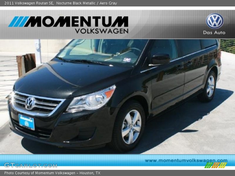 Nocturne Black Metallic / Aero Gray 2011 Volkswagen Routan SE