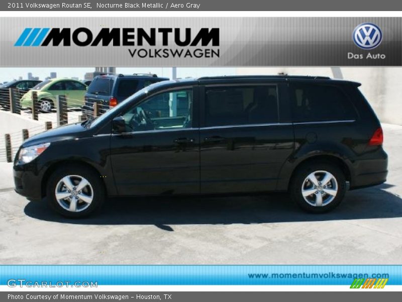 Nocturne Black Metallic / Aero Gray 2011 Volkswagen Routan SE