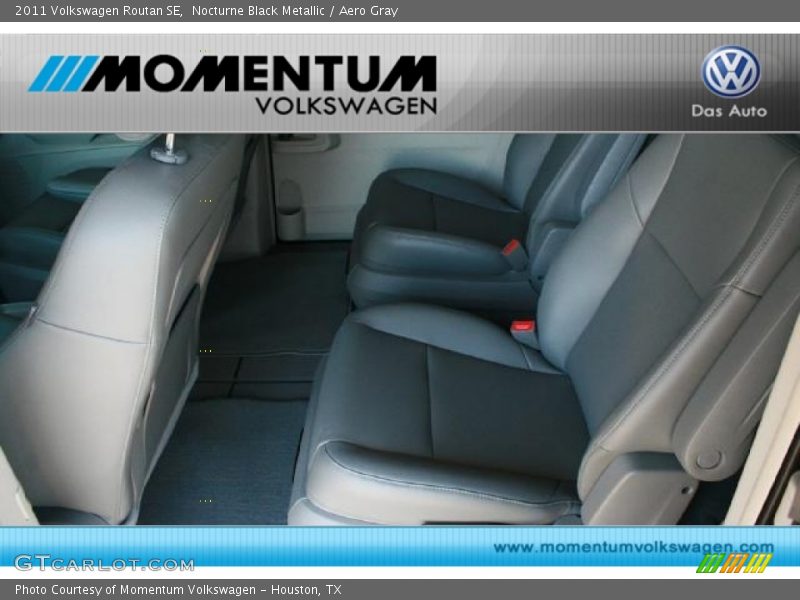 Nocturne Black Metallic / Aero Gray 2011 Volkswagen Routan SE
