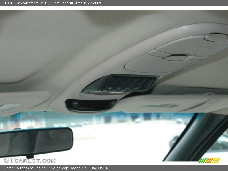 Light Sandrift Metallic / Neutral 1998 Chevrolet Venture LS