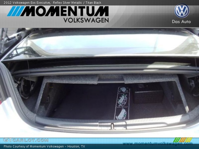 Reflex Silver Metallic / Titan Black 2012 Volkswagen Eos Executive