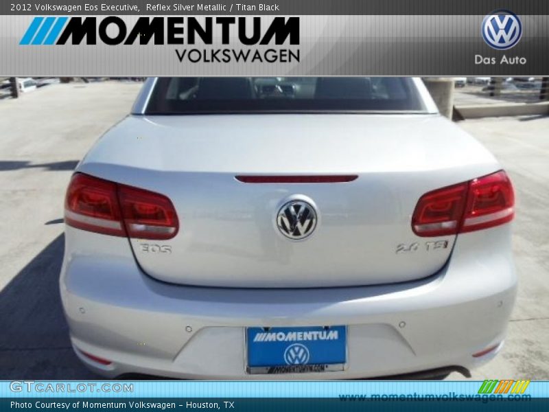 Reflex Silver Metallic / Titan Black 2012 Volkswagen Eos Executive