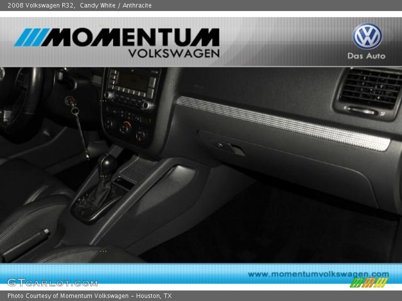 Candy White / Anthracite 2008 Volkswagen R32