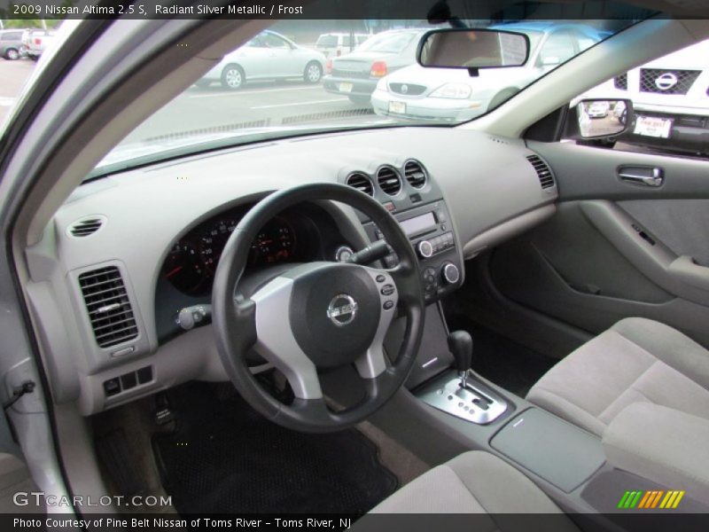 Radiant Silver Metallic / Frost 2009 Nissan Altima 2.5 S