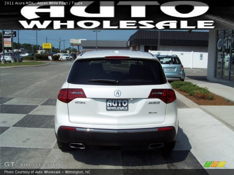 Aspen White Pearl / Taupe 2011 Acura MDX