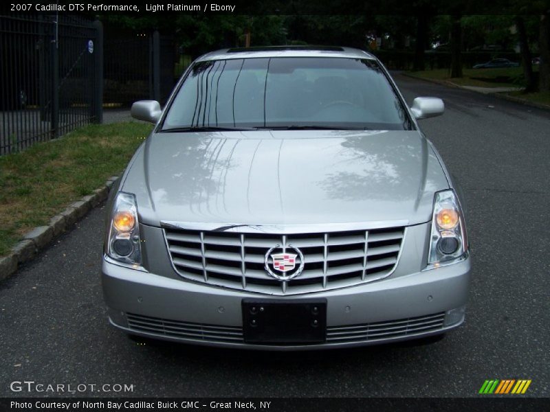 Light Platinum / Ebony 2007 Cadillac DTS Performance