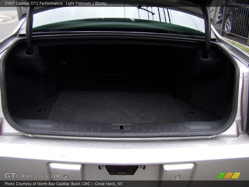 Light Platinum / Ebony 2007 Cadillac DTS Performance