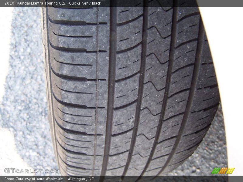 Quicksilver / Black 2010 Hyundai Elantra Touring GLS