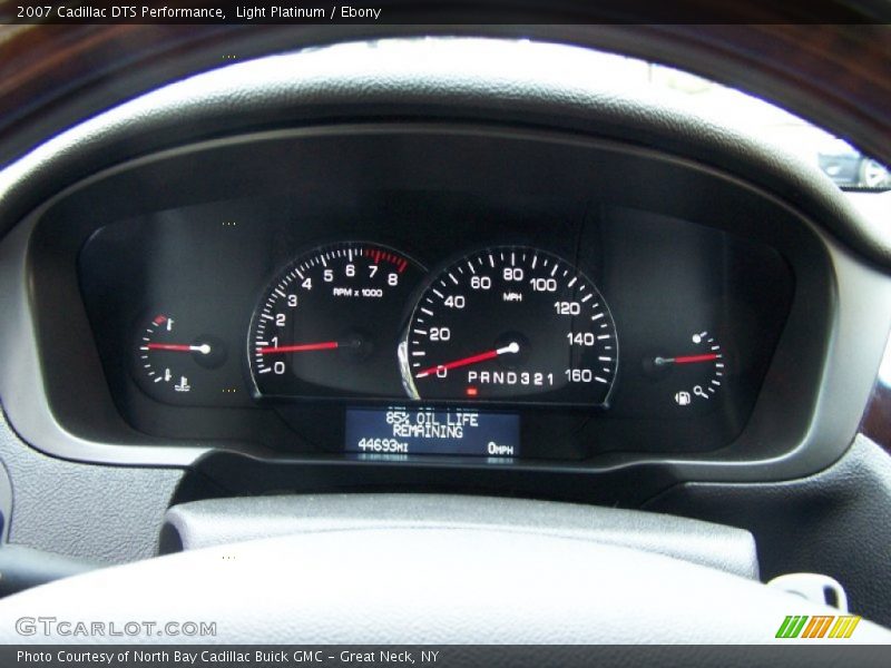 Light Platinum / Ebony 2007 Cadillac DTS Performance