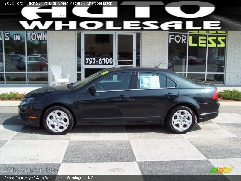 Atlantis Green Metallic / Charcoal Black 2010 Ford Fusion SE