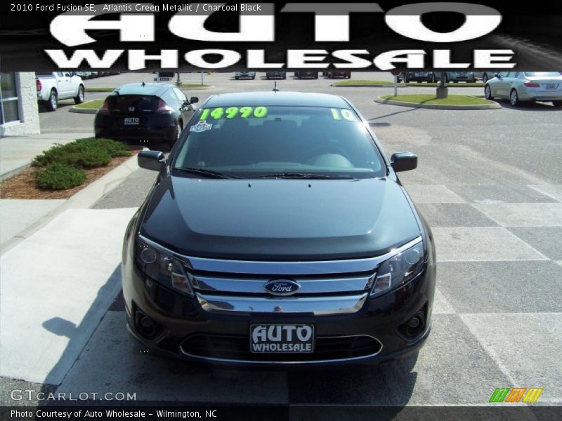Atlantis Green Metallic / Charcoal Black 2010 Ford Fusion SE