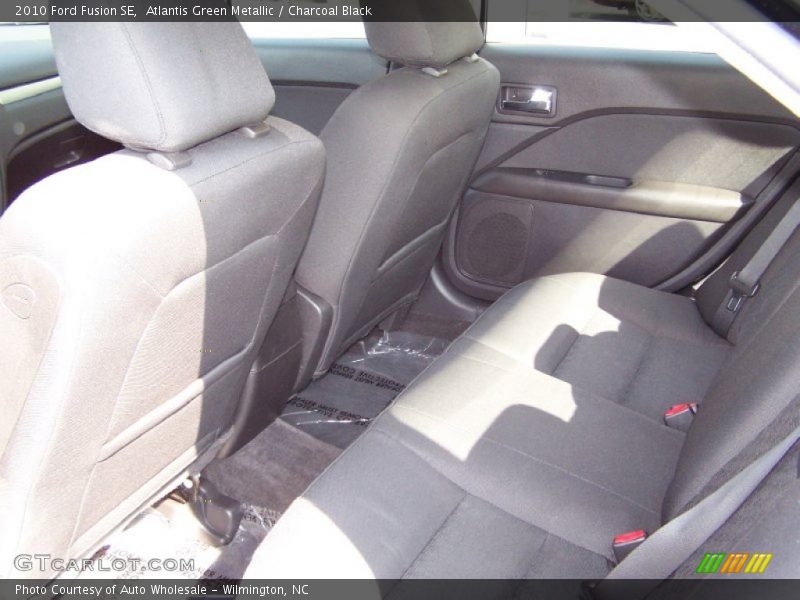 Atlantis Green Metallic / Charcoal Black 2010 Ford Fusion SE