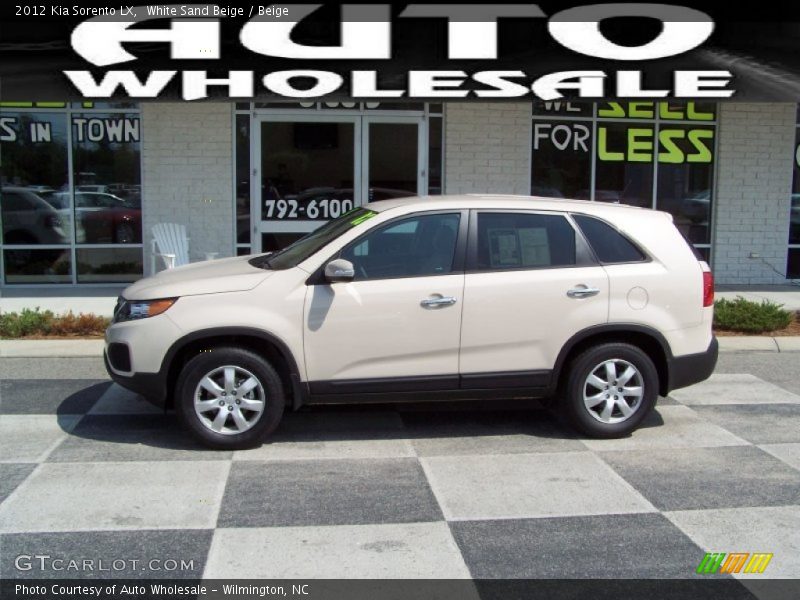 White Sand Beige / Beige 2012 Kia Sorento LX