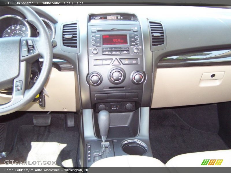 White Sand Beige / Beige 2012 Kia Sorento LX